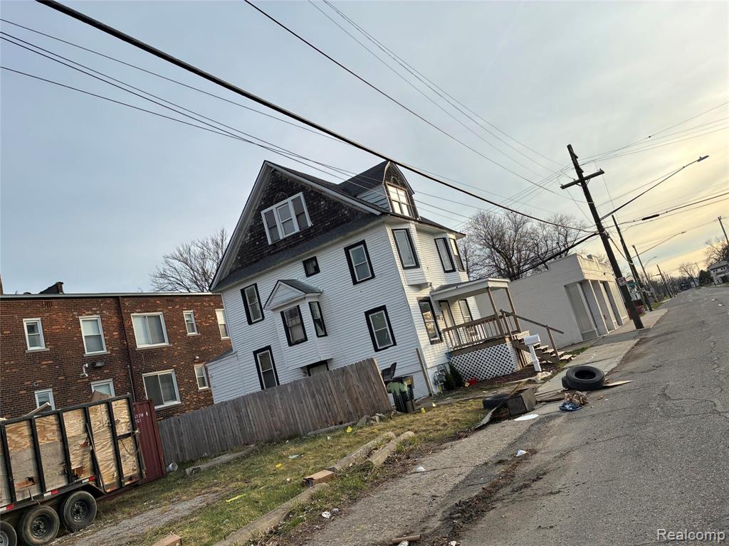 9940 Charlevoix Street, Detroit, MI 48214 — Photo 2