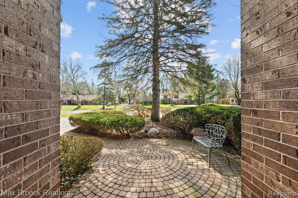 4838 KEW Court, Bloomfield Hills, MI 48301 — Photo 5