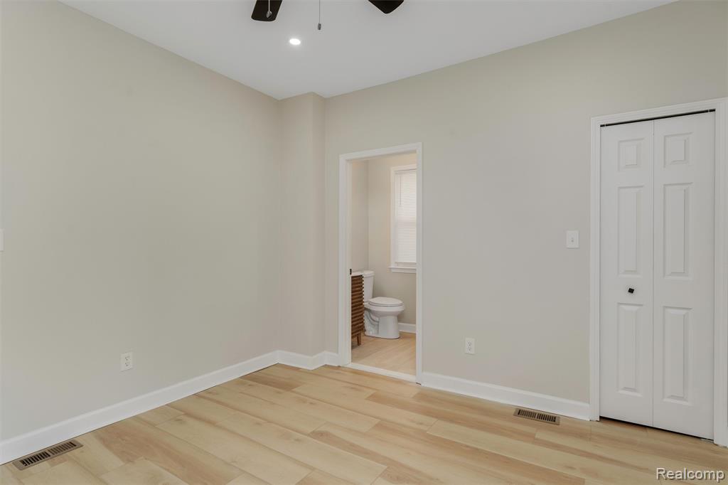 4780 Hurlbut Street, Detroit, MI 48214 — Photo 9