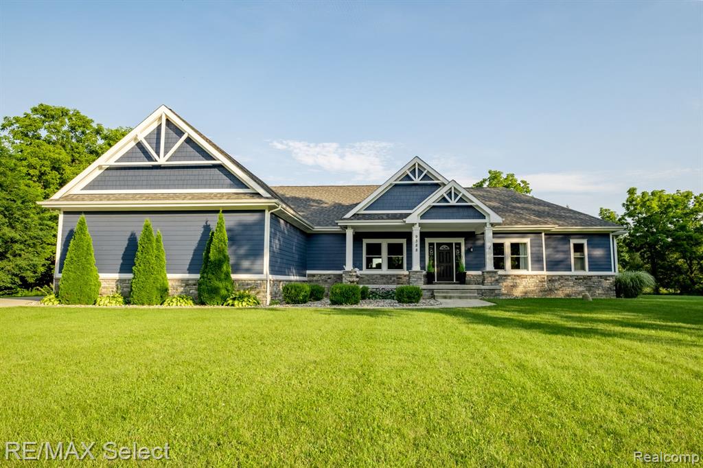 9388 MCMULLEN Circle, Fenton, MI 48430 — Photo 68