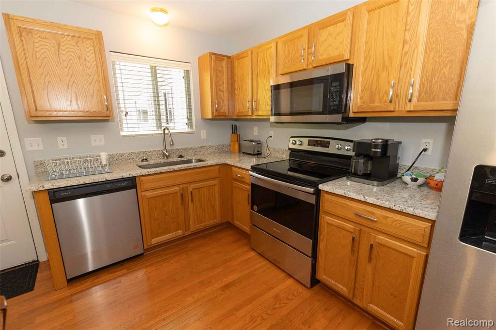 5058 Clintonville Pines Drive, Clarkston, MI — Photo 6