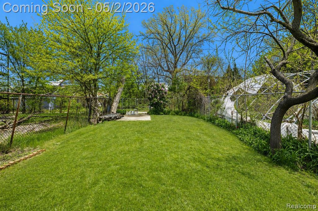 430 Holbrook Street, Detroit, MI 48202 — Photo 28