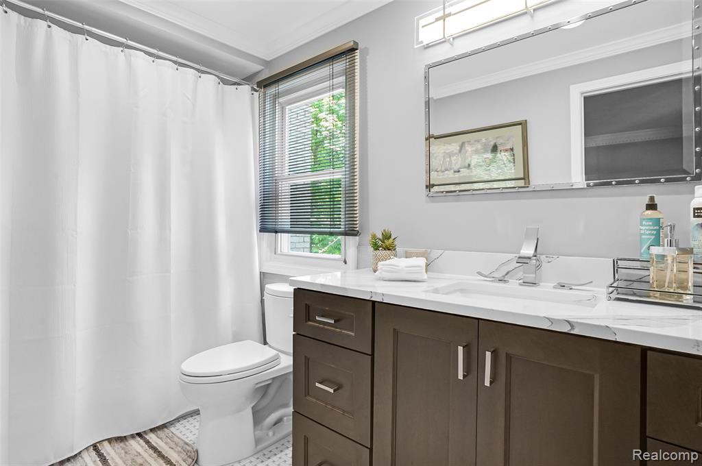 5693 Hunters Gate Drive, Troy, MI 48098 — Photo 31