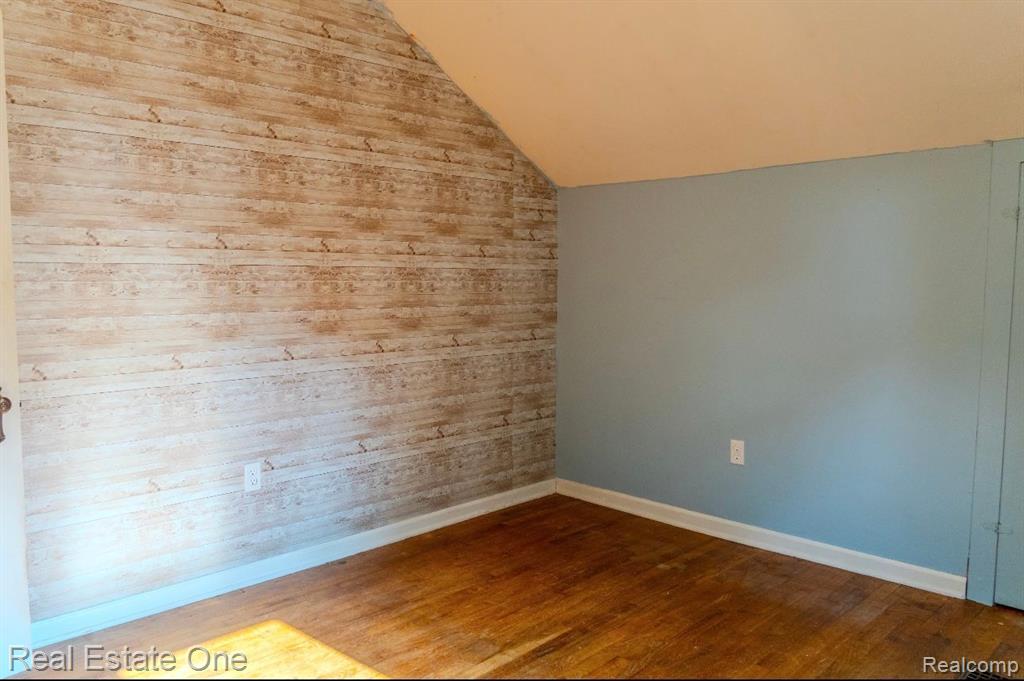 411 E MARSHALL Street, Ferndale, MI 48220 — Photo 15