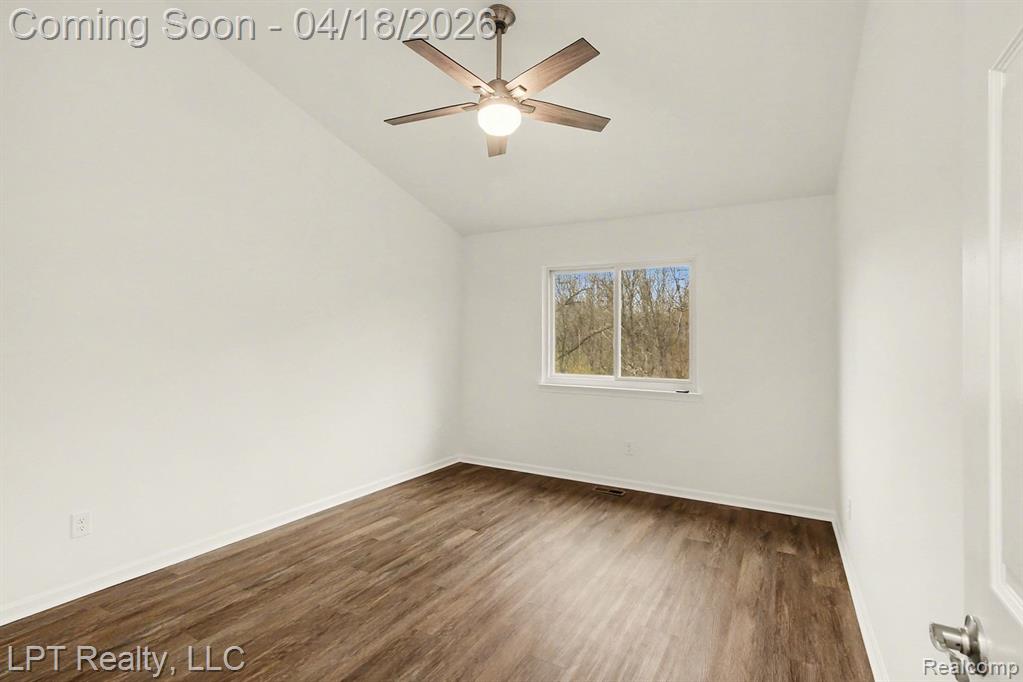 360 Newberry Lane, Howell, MI 48843 — Photo 13
