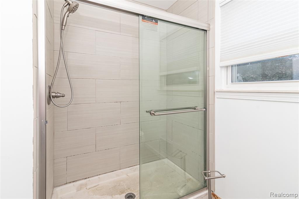41975 Cherry Hill Road, Novi, MI — Photo 19
