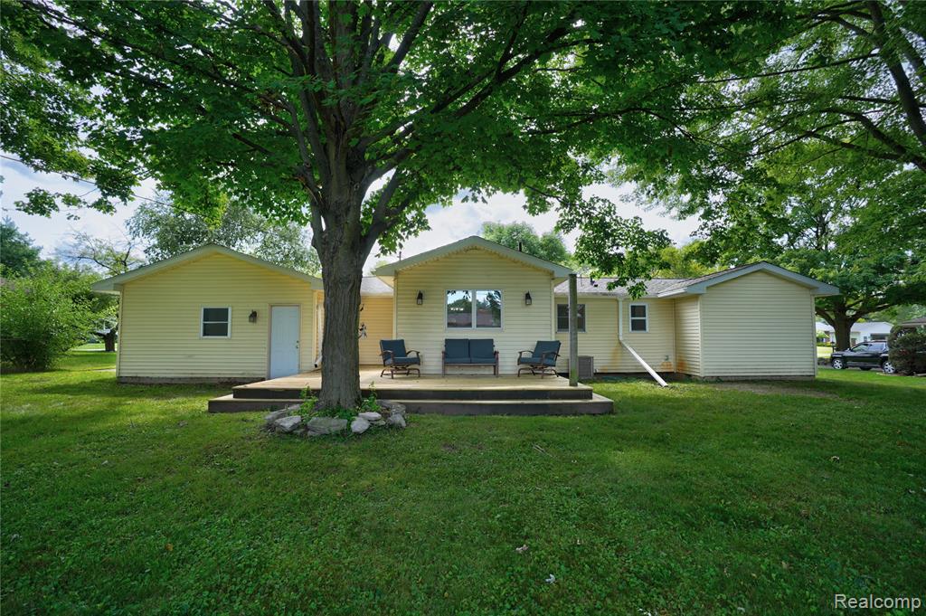 6411 Brookview Drive, Grand Blanc, MI 48439 — Photo 48