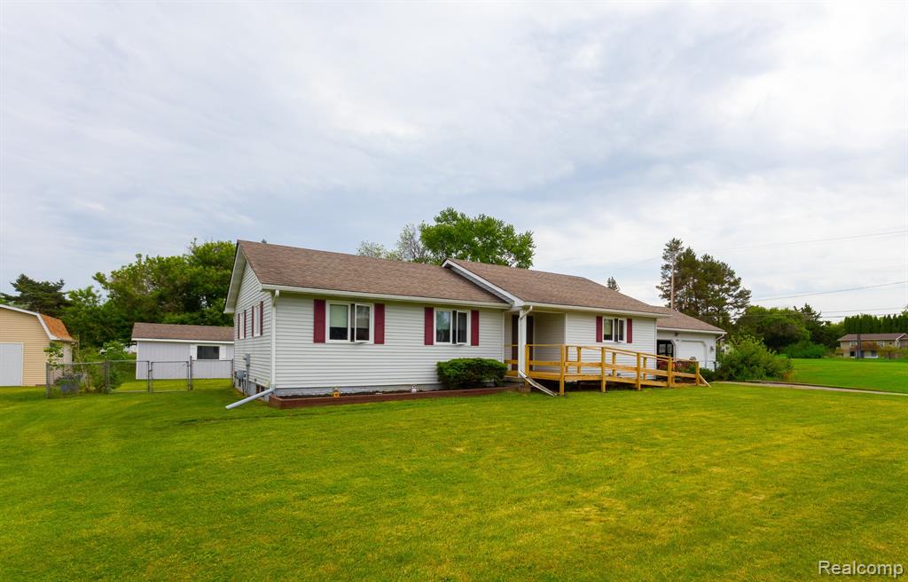 2520 Nandi Hills Trail, Swartz Creek, MI 48473 — Photo 2