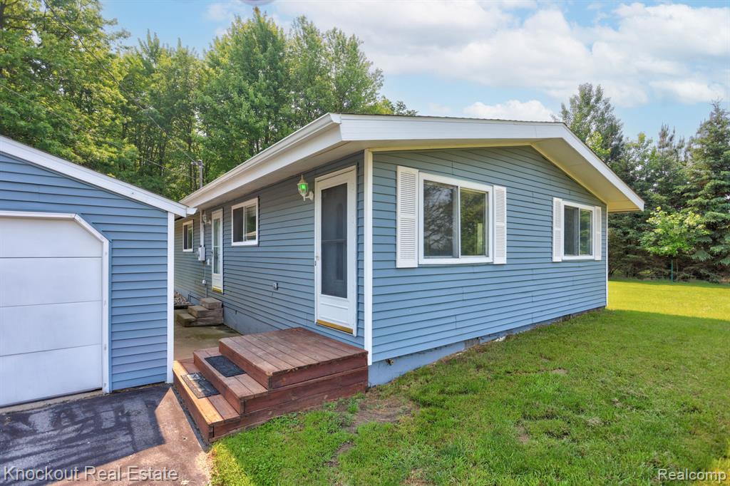 5741 S Merrill Road, Merrill, MI 48637 — Photo 4