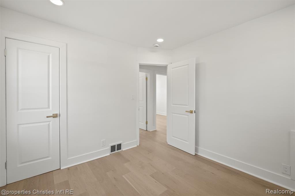 4109 Grandview Road, Royal Oak, MI 48073 — Photo 15