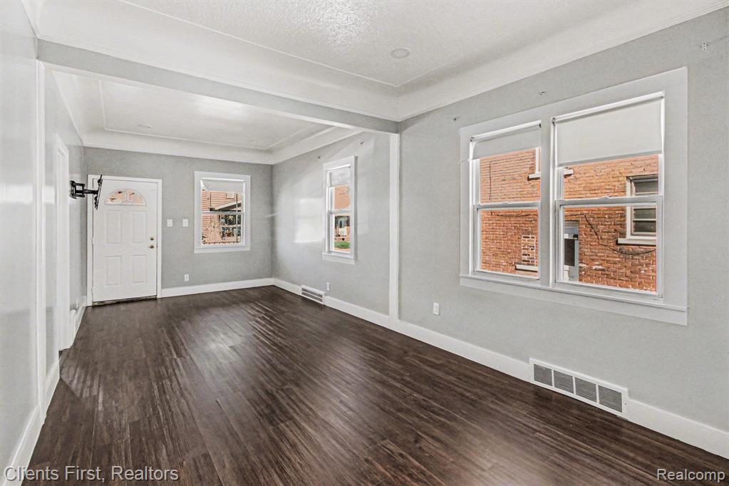 5210 Middlesex Street, Dearborn, MI 48126 — Photo 5