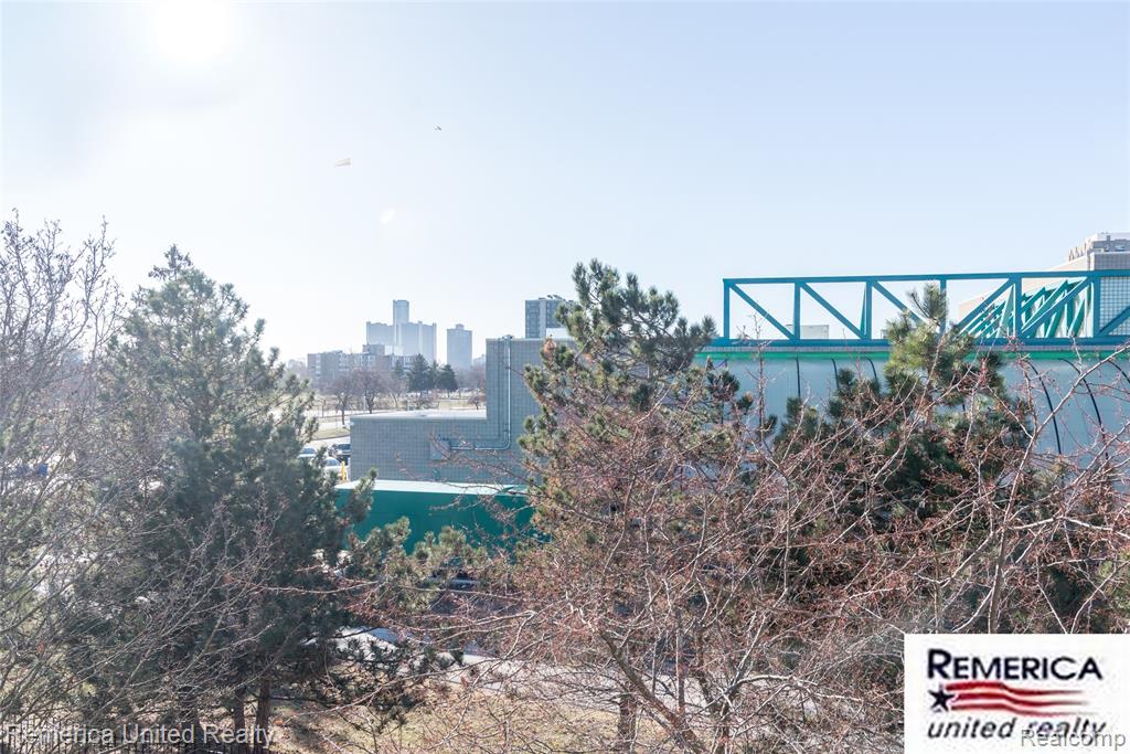 1762 Campau Farms Circle, Detroit, MI 48207 — Photo 12
