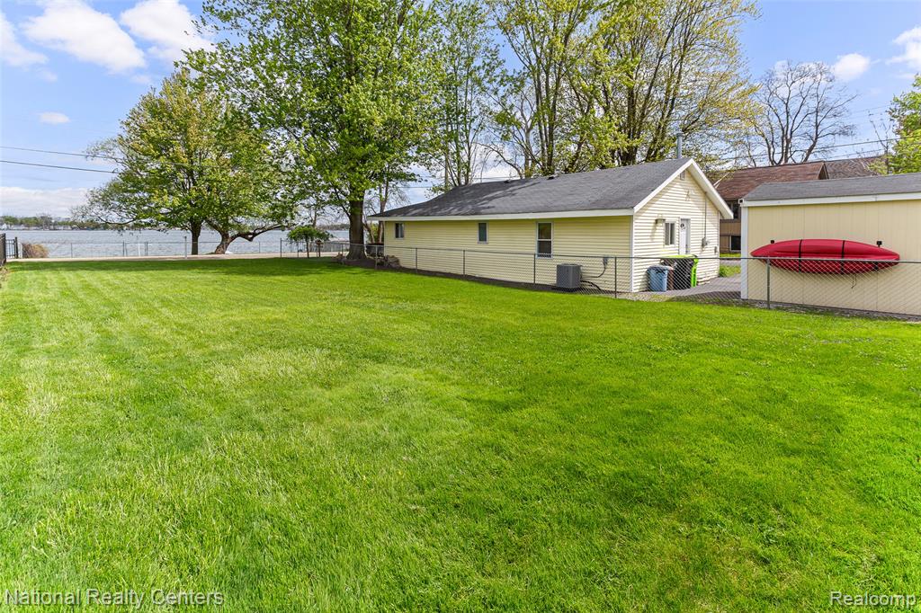 903 S. Lake Drive, Novi, MI — Photo 5