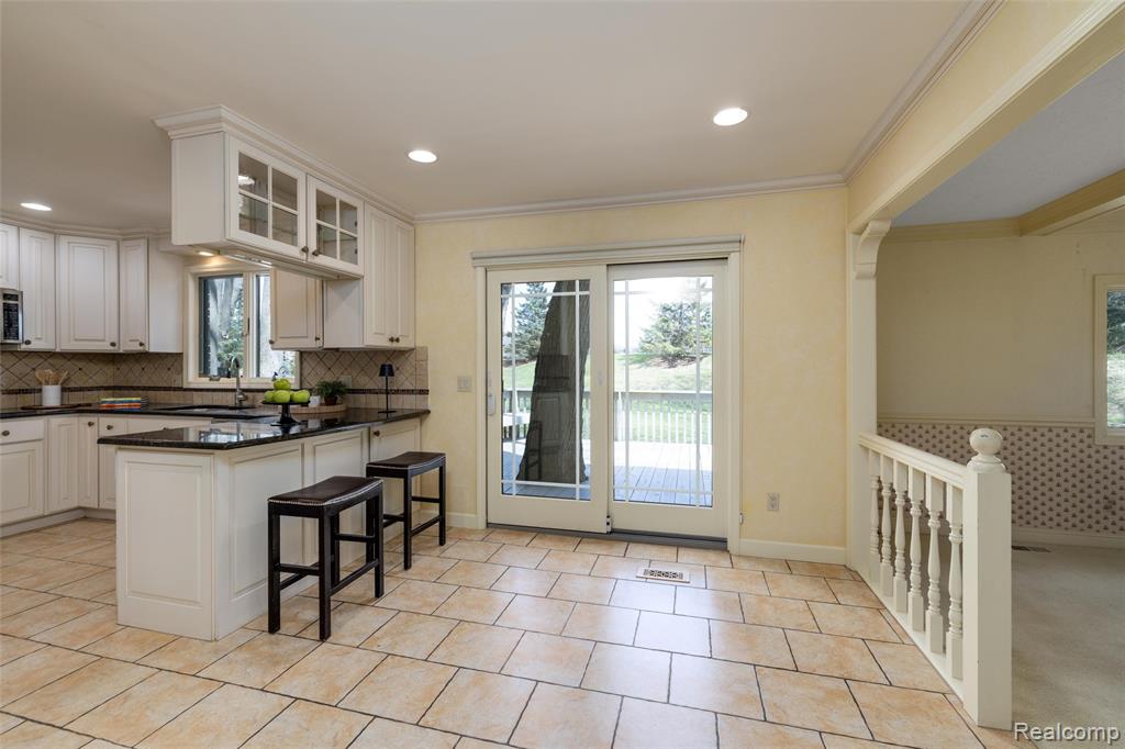 2317 Chelsea Court, Troy, MI 48084 — Photo 14