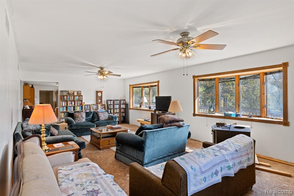 15281 US 12 Highway, Brooklyn, MI 49253 — Photo 13