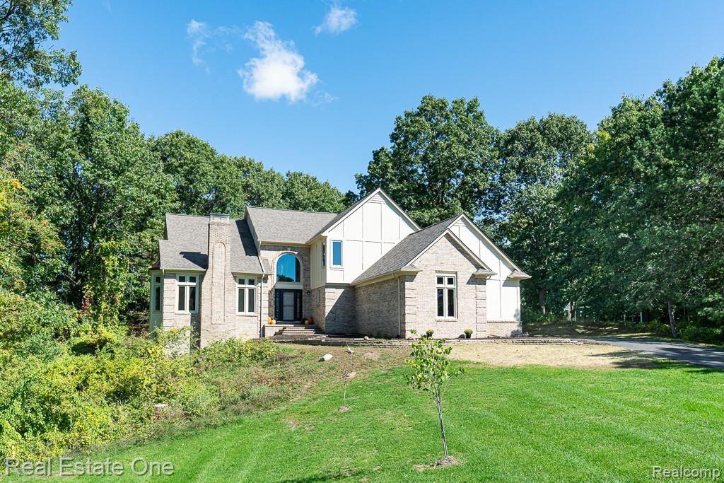 4586 Klais Drive, Clarkston, MI 48348