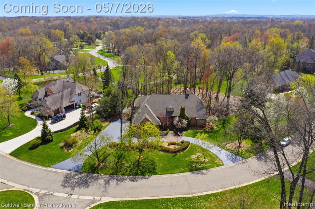 7520 Mistwood Drive, White Lake, MI 48383 — Photo 9