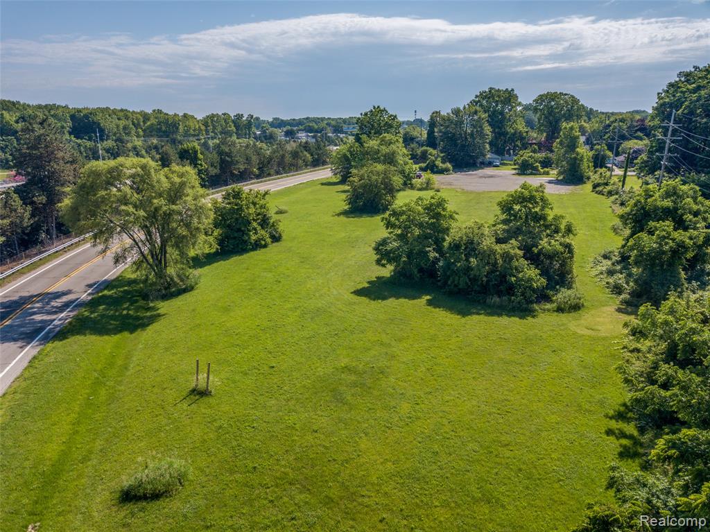 45109 I-94 South Service Drive, Belleville, MI 48111 — Photo 3