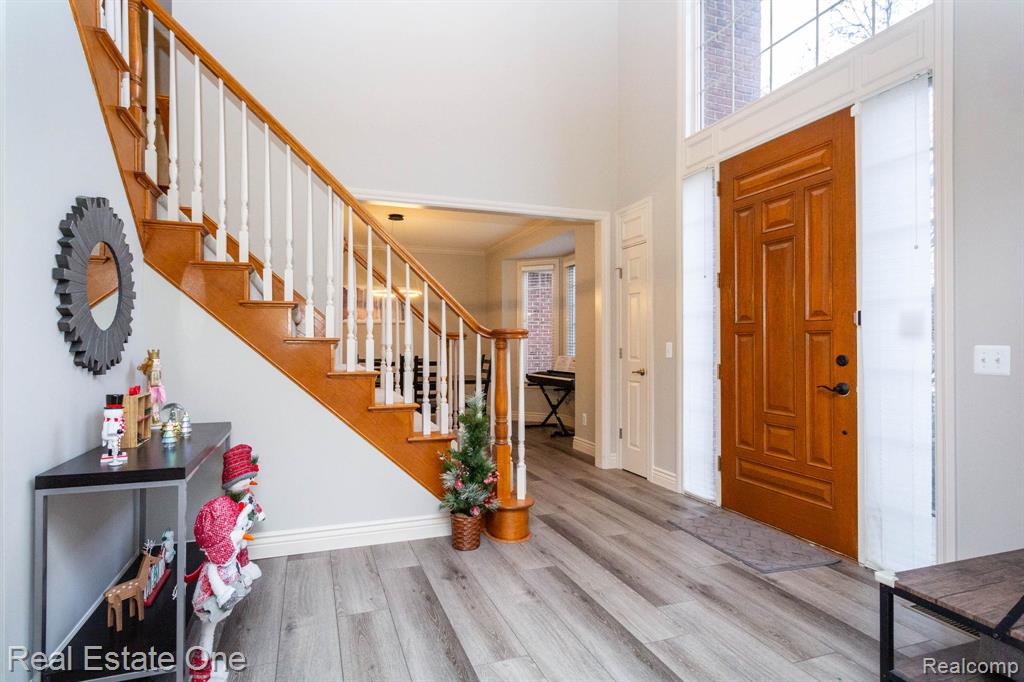 6536 Chatham Circle, Rochester Hills, MI 48306 — Photo 5