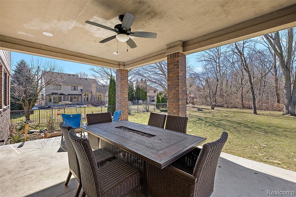49517 White Mill Drive, Shelby Twp, MI 48317 — Photo 52