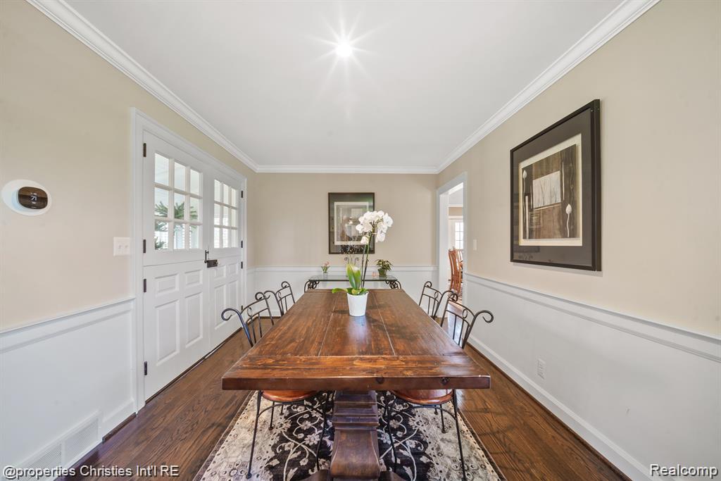 6050 W Surrey Road, Bloomfield Hills, MI 48301 — Photo 14