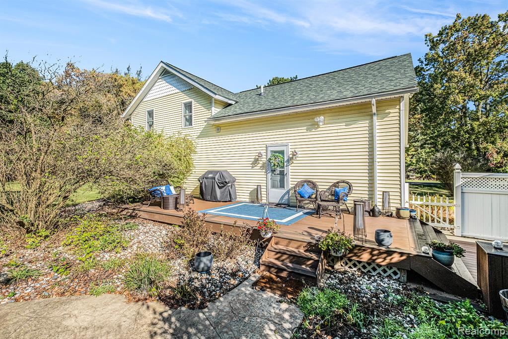 11499 Silver Lake Road, Byron, MI 48418 — Photo 18