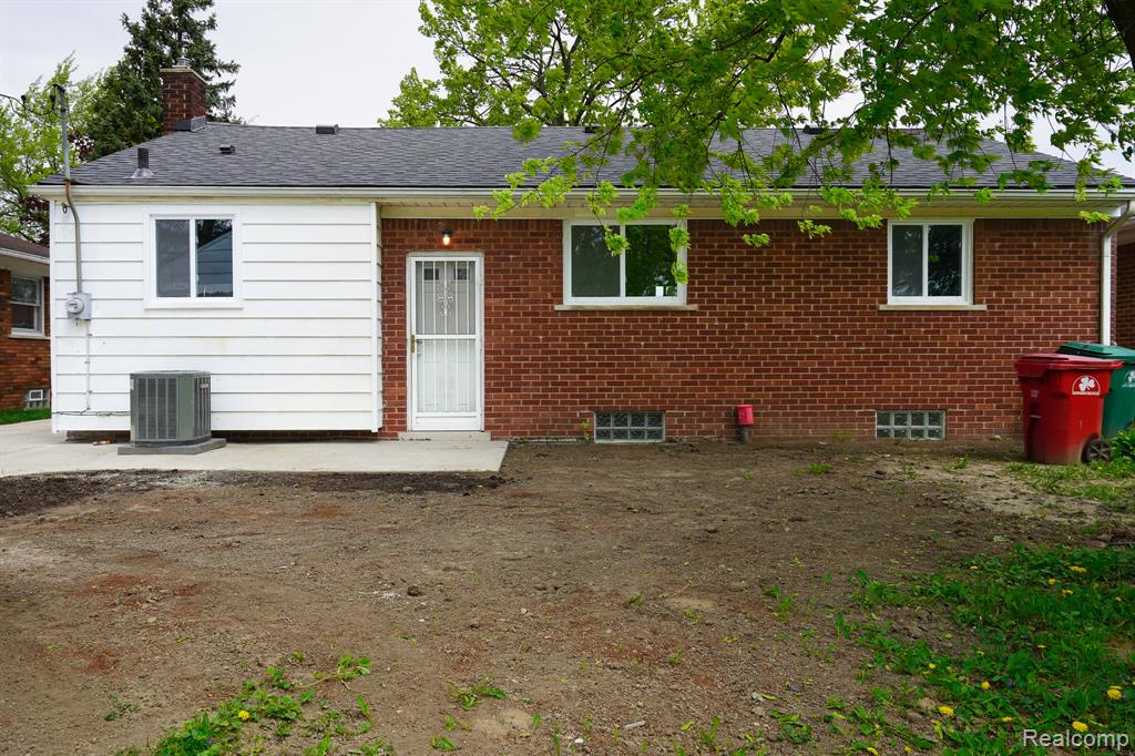 17330 Ego Avenue, Eastpointe, MI 48021 — Photo 4