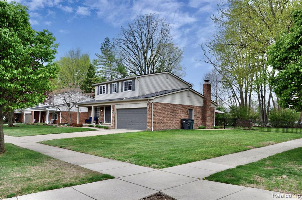 5443 English Drive, Troy, MI 48085 — Photo 18