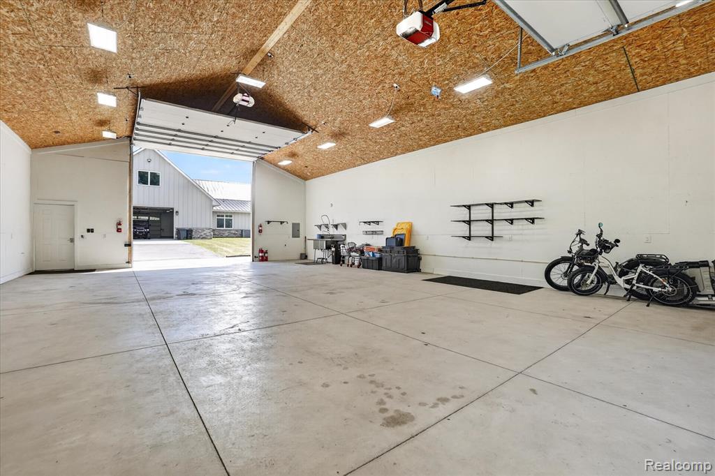 10500 W Grand River Road, Fowlerville, MI 48836 — Photo 49