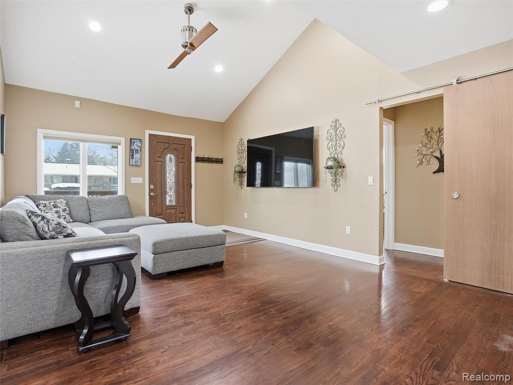 58106 Delmar, Washington, MI — Photo 4