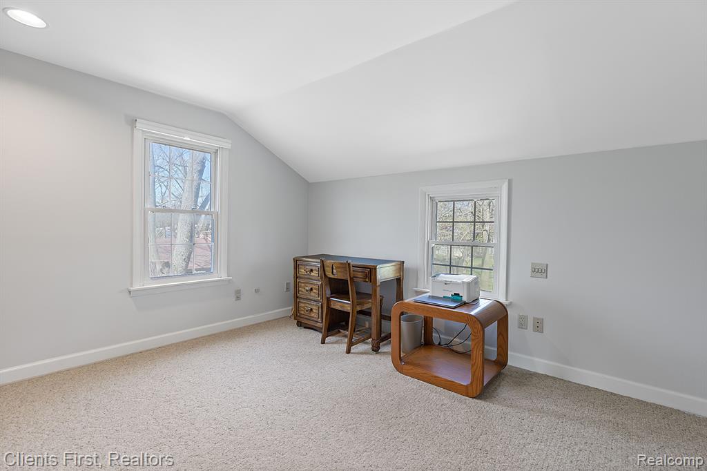 9350 BYROMAR Lane, Grosse Ile, MI 48138 — Photo 27