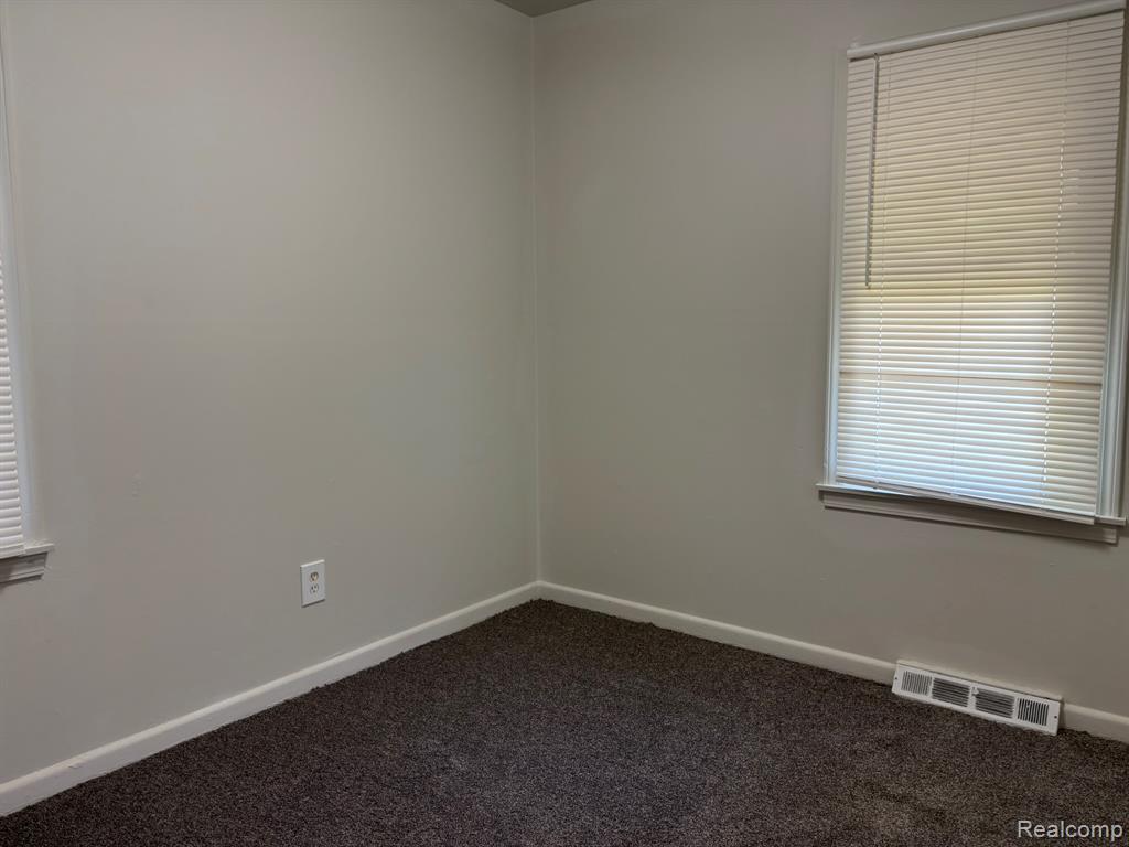 7004 Republic Avenue, Warren, MI 48091 — Photo 6