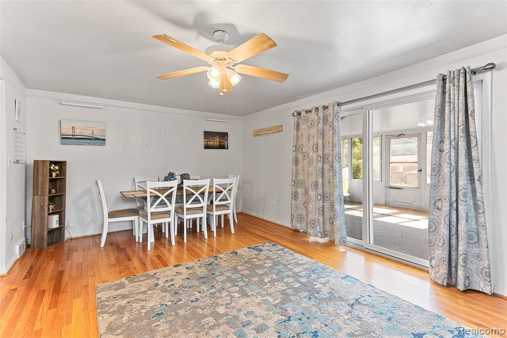 23020 Farmington Road, Farmington, MI 48336 — Photo 9