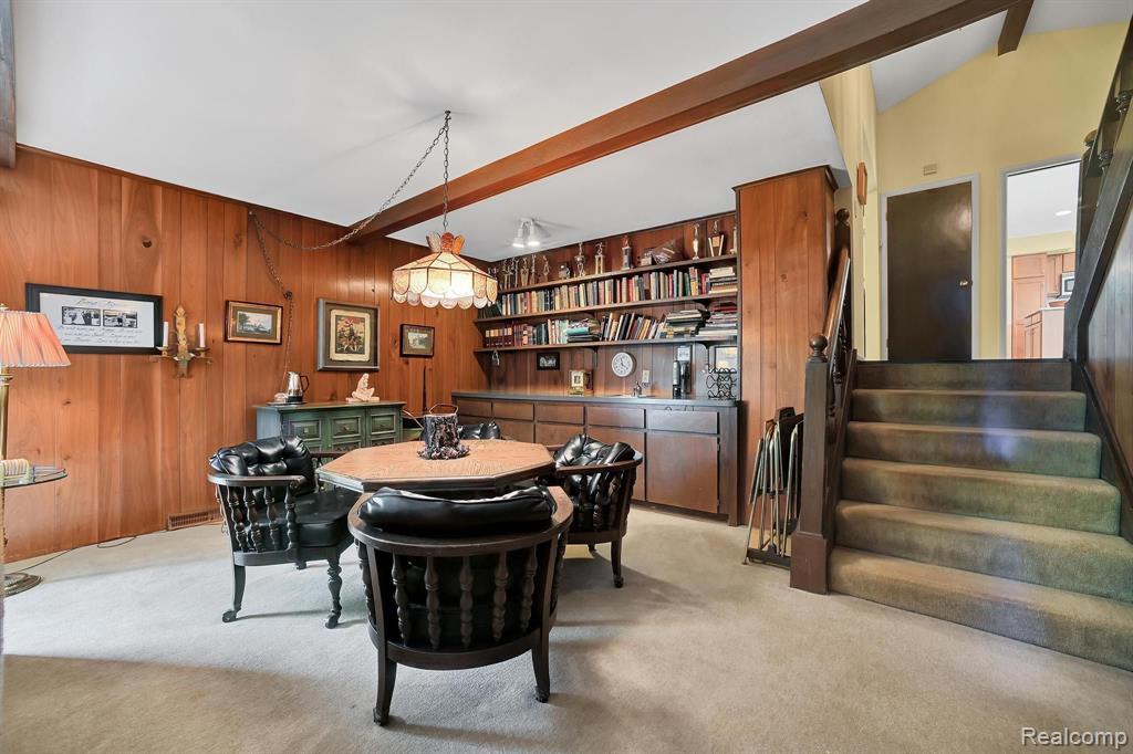530 WHITEHALL Road, Bloomfield Hills, MI 48304 — Photo 20