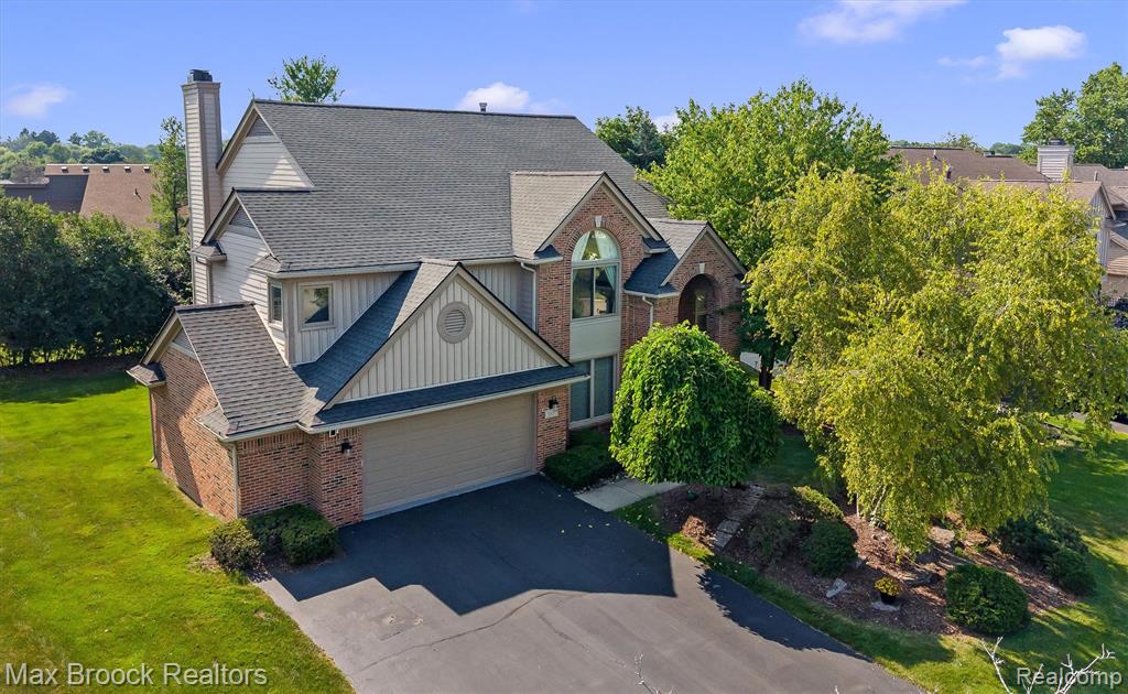 5101 Village Commons Drive, West Bloomfield, MI — Photo 4
