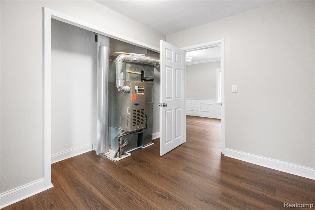 7052 Studebaker Avenue, Warren, MI 48091 — Photo 10