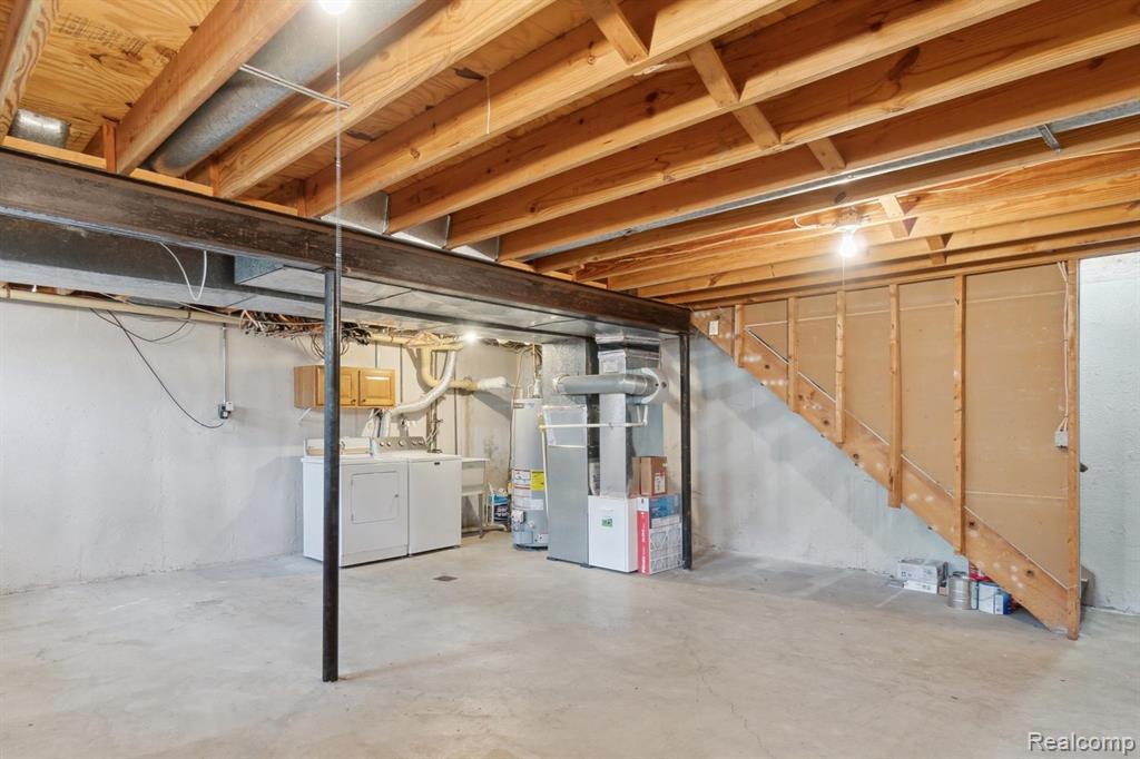 6169 Barker Circle, Waterford, MI 48329 — Photo 28