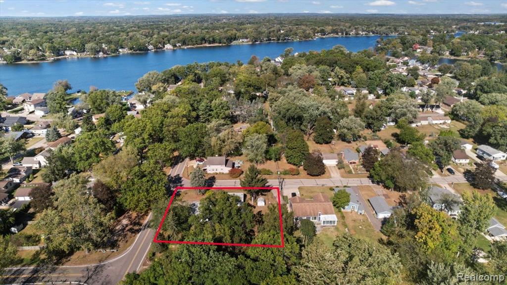1588 Ladd Road, Wolverine Lake, MI 48390 — front exterior
