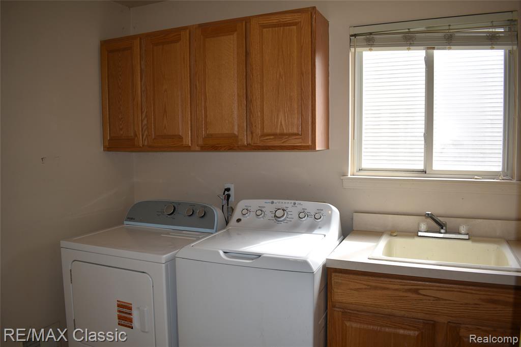 201 Columbia Drive, South Lyon, MI 48178 — Photo 27