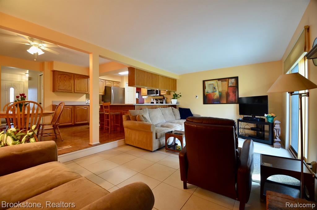4470 PERRY Road, Grand Blanc, MI 48439 — Photo 29