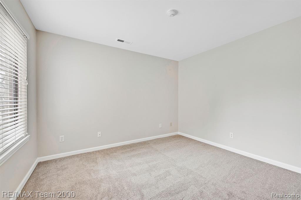 42461 LILLEY POINTE Drive, Canton, MI 48187 — Photo 12