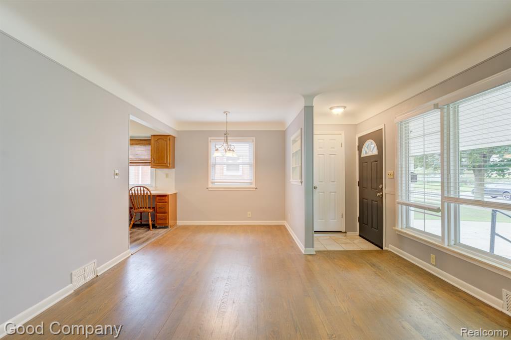 4708 Woodland Avenue, Royal Oak, MI 48073 — Photo 3