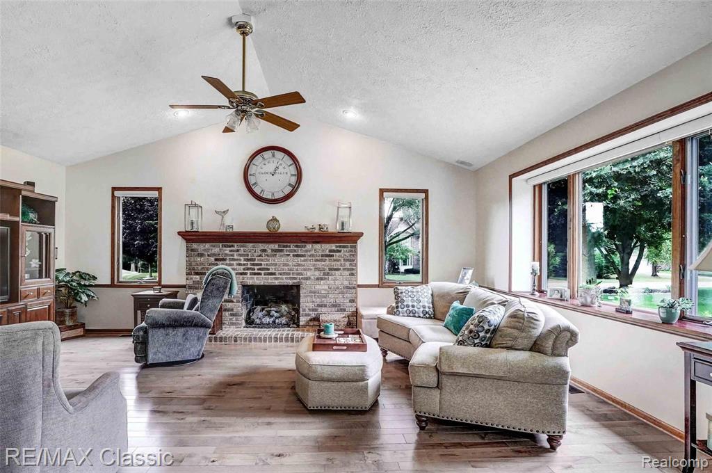61653 GLENWOOD TRL Trail, Washington, MI — Photo 15