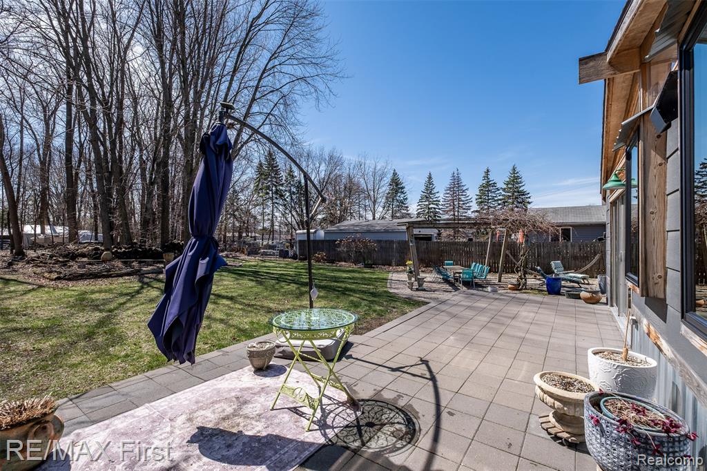 905 W Parker Avenue, Madison Heights, MI 48071 — Photo 53
