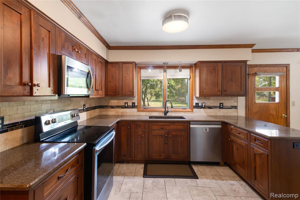 522 McKinley Street, Chelsea, MI 48118 — Photo 7