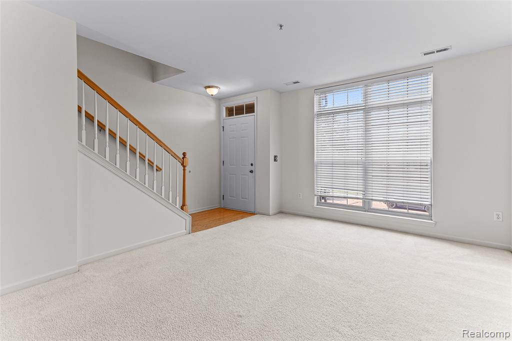 39621 SPRINGWATER Drive, Northville, MI — Photo 7