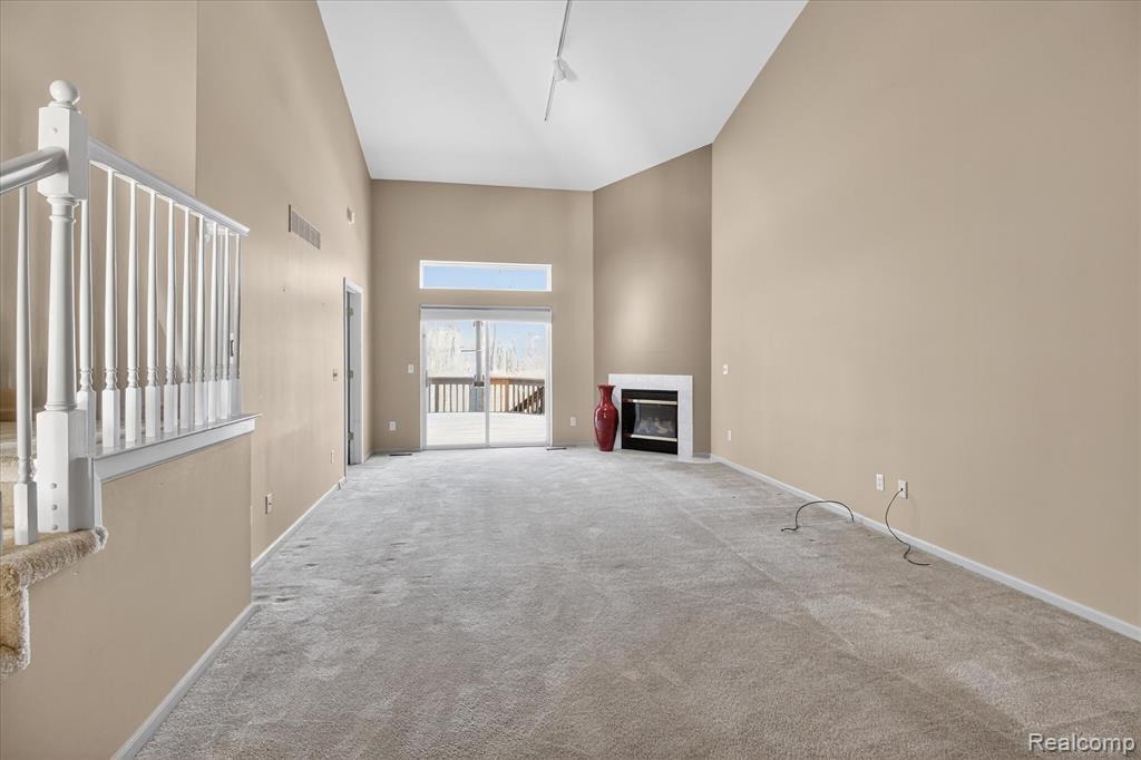 606 Shady Maple Drive, Wixom, MI 48393 — Photo 10