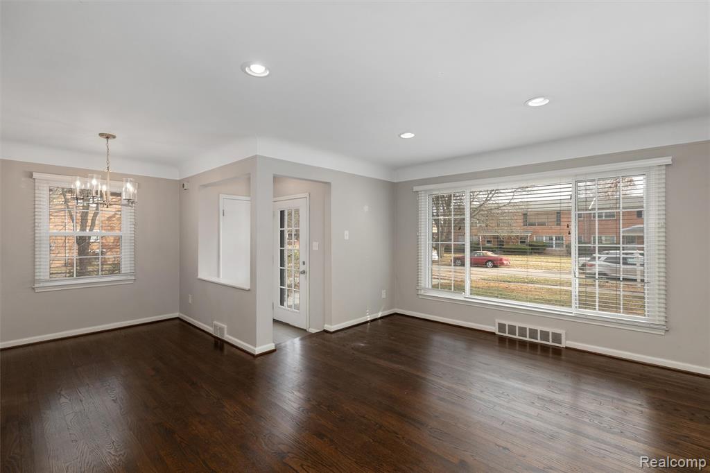 3221 Shenandoah Drive, Royal Oak, MI, 48073