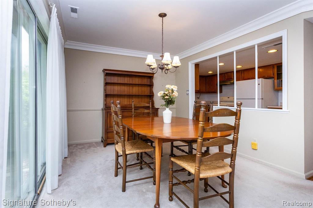 19710 W 13 Mile Road, 101, Beverly Hills, MI 48025 — Photo 11