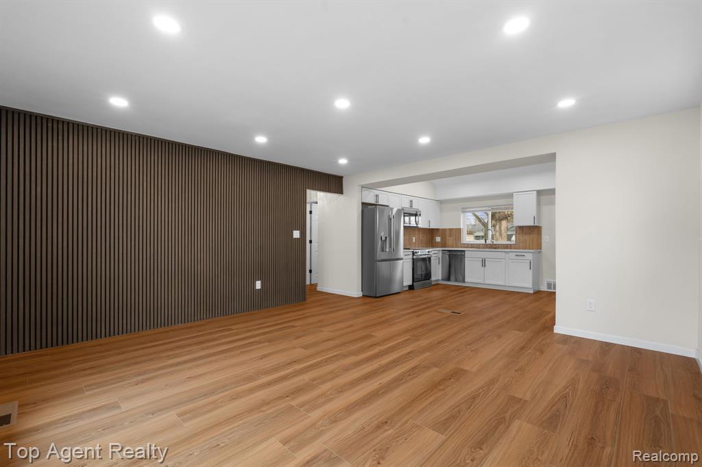 20527 Chapel Street, Detroit, MI 48219 — Photo 11